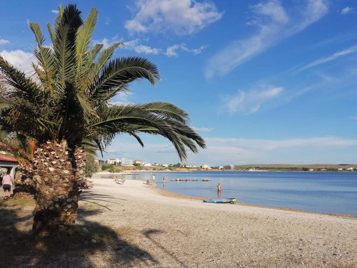Apartments Orlic Povljana Dış mekan fotoğraf